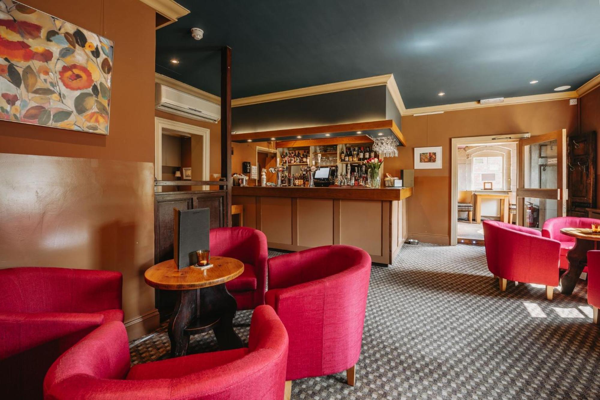 Old Orleton Inn Wellington  Bagian luar foto