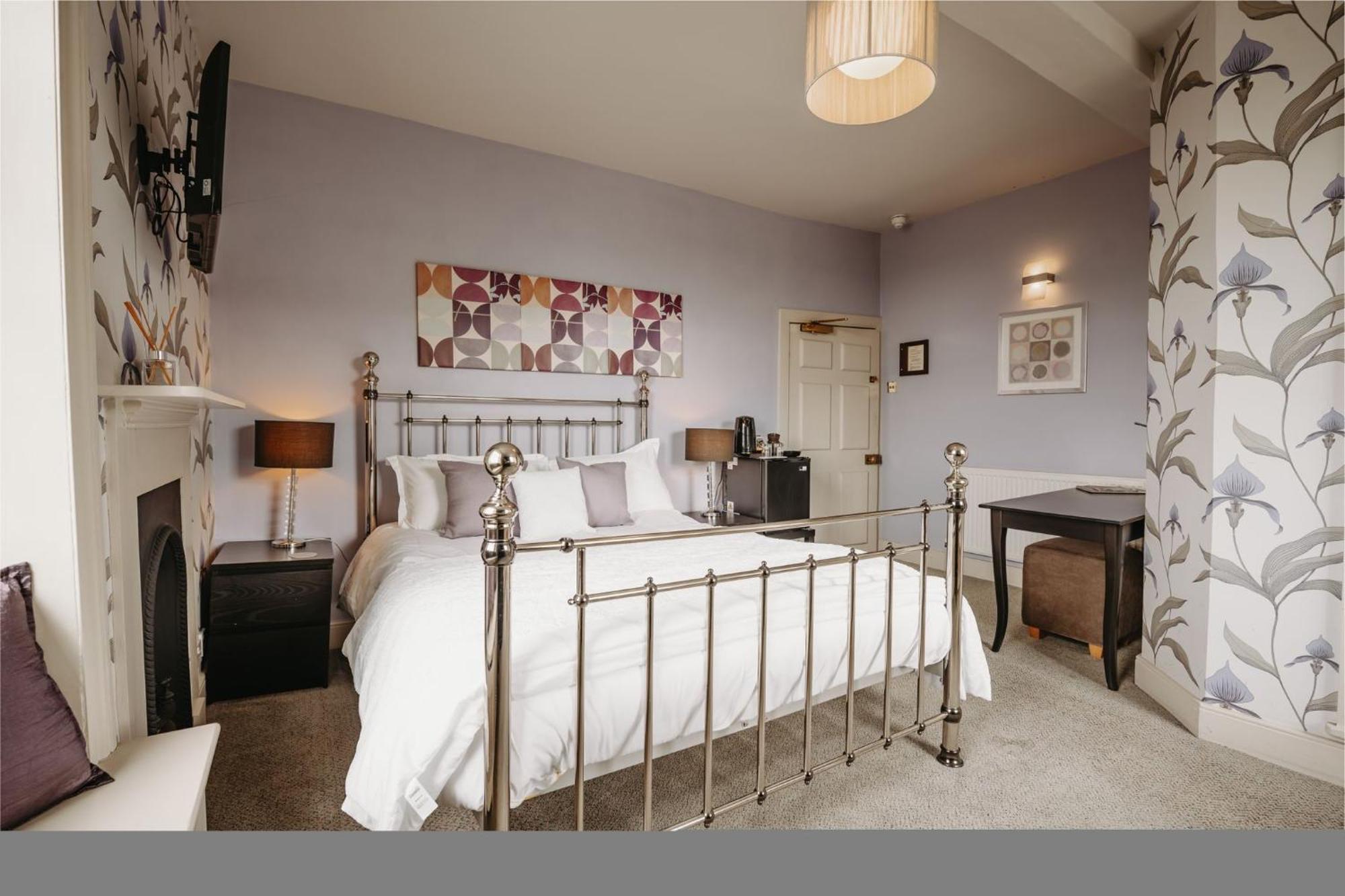Old Orleton Inn Wellington  Bagian luar foto