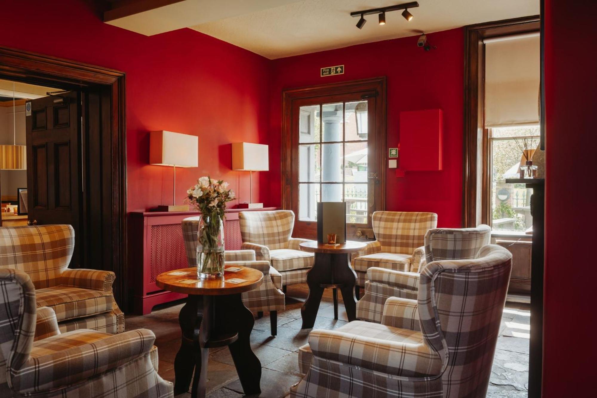Old Orleton Inn Wellington  Bagian luar foto