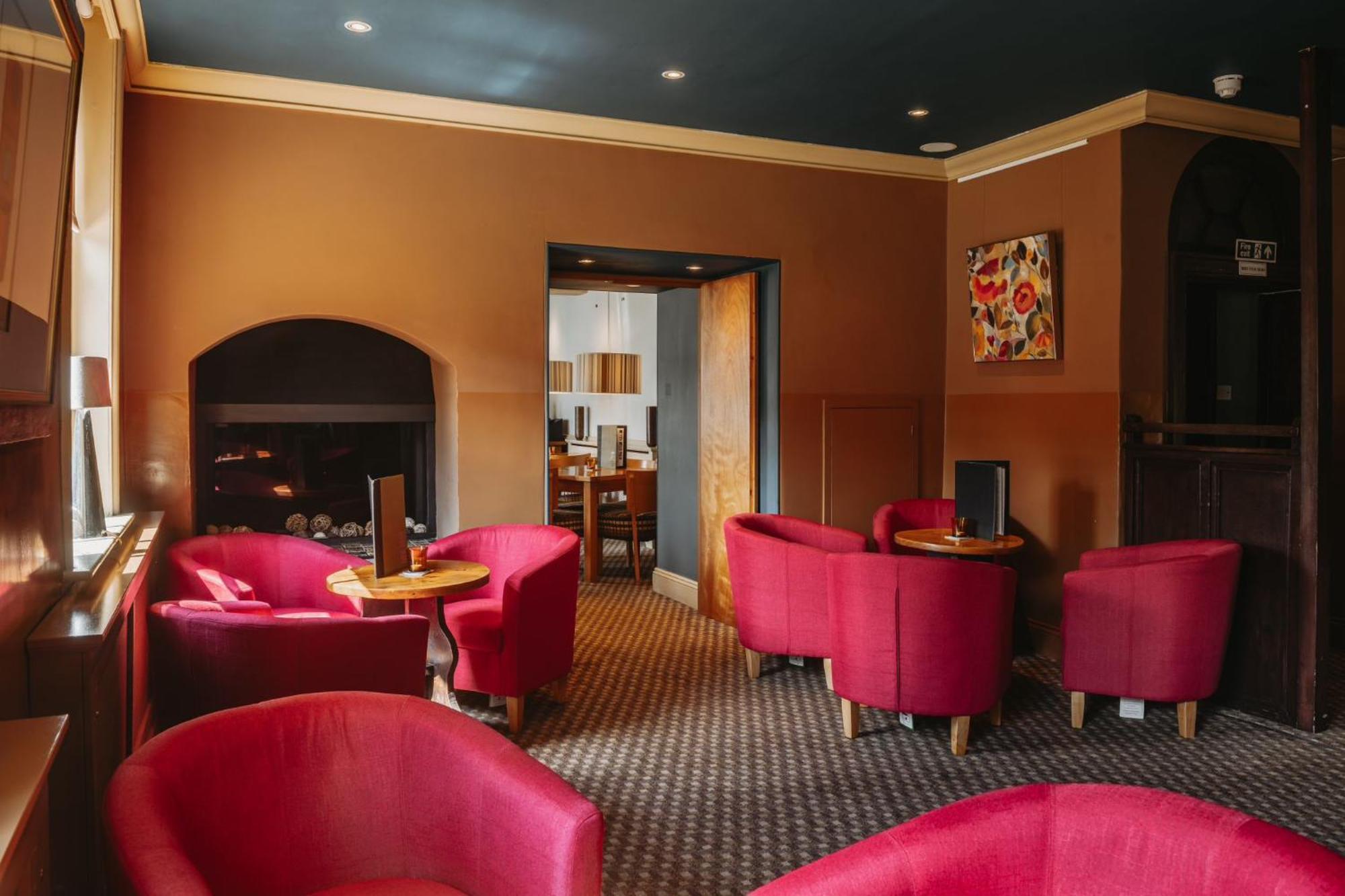 Old Orleton Inn Wellington  Bagian luar foto