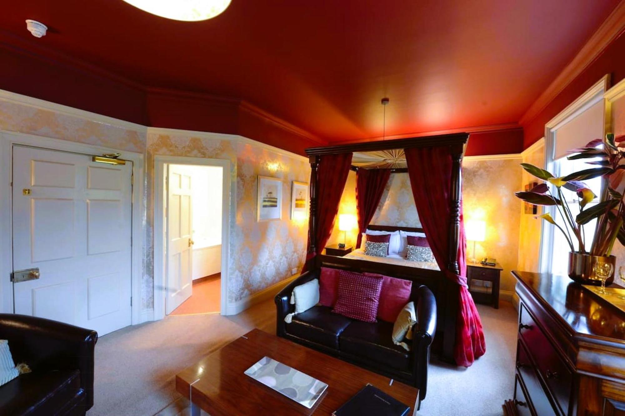 Old Orleton Inn Wellington  Bagian luar foto